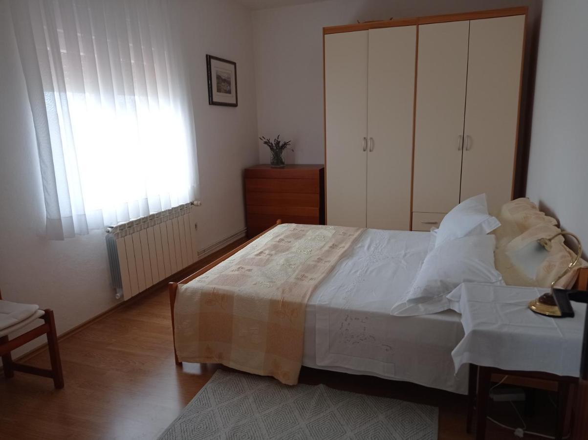 Apartments Anica Póla Kültér fotó